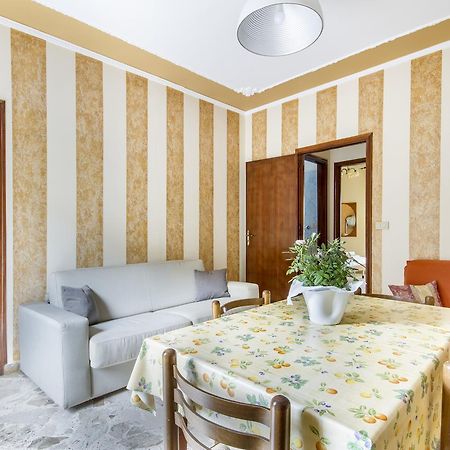 Casa Vacanza Paradise Vicino Cefalu Con Servizio Di Piscina A 3 Chilometri Apartamento Campofelice Di Roccella Exterior foto