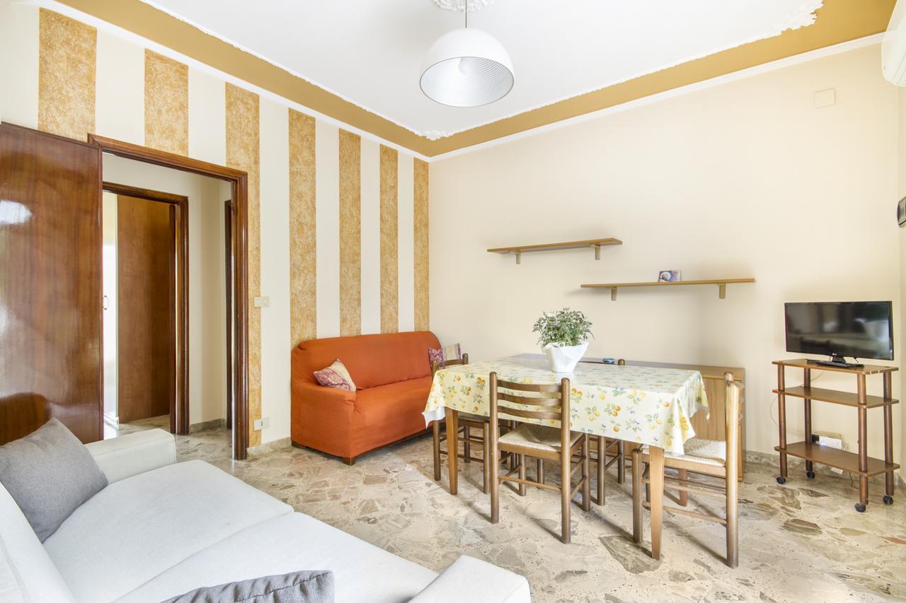 Casa Vacanza Paradise Vicino Cefalu Con Servizio Di Piscina A 3 Chilometri Apartamento Campofelice Di Roccella Exterior foto